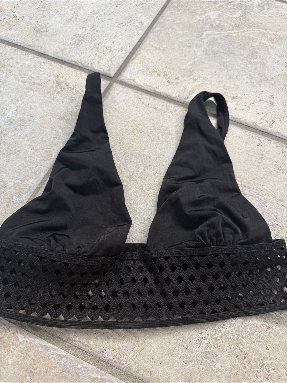 Black Beach Bunny bikini top with Mesh Band